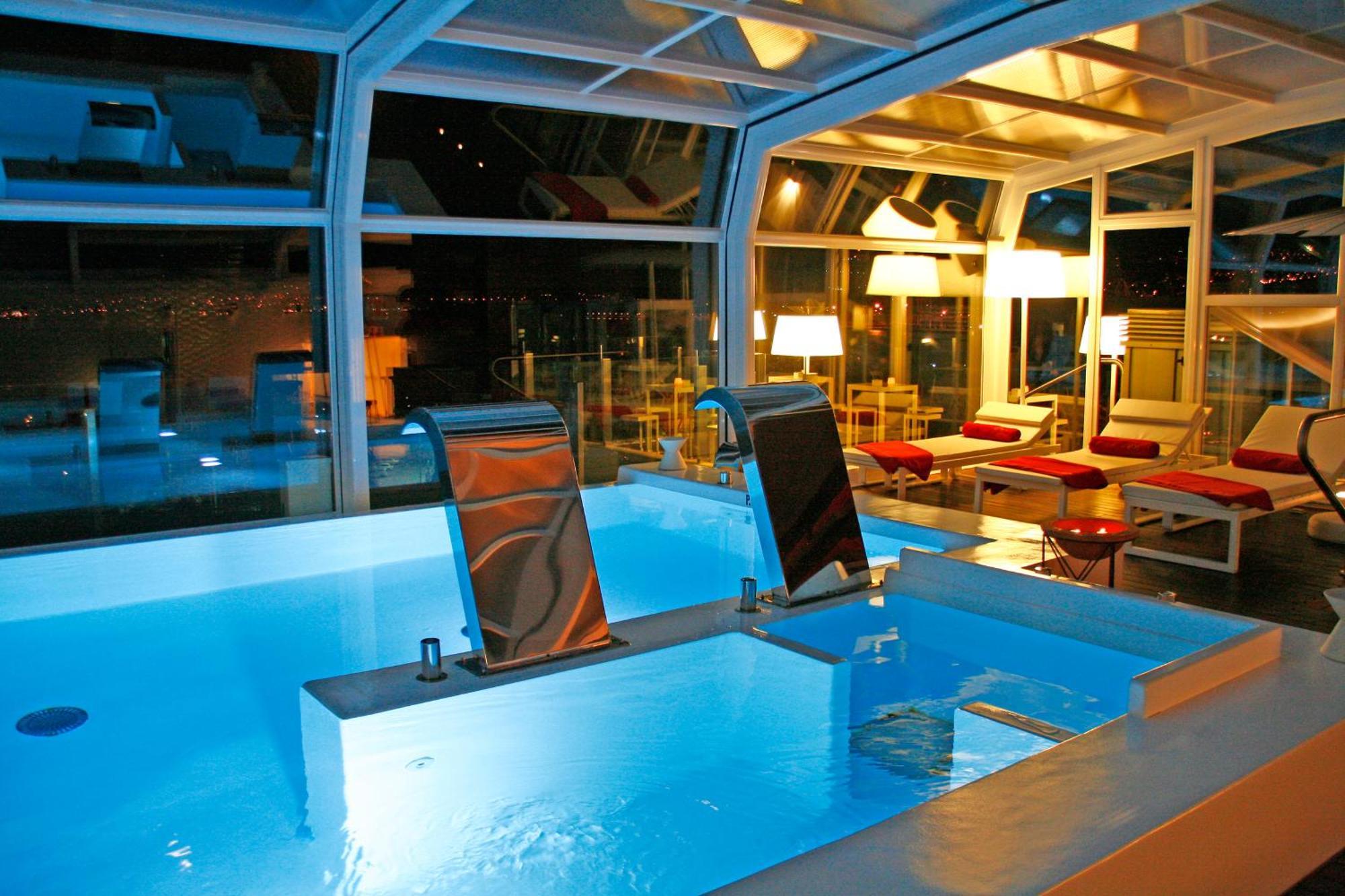 Gran Hotel Nagari Boutique & Spa Vigo Exteriér fotografie Solarium on board of a cruise ship