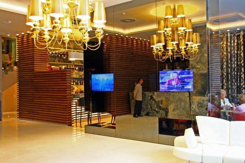 Gran Hotel Nagari Boutique & Spa Vigo Exteriér fotografie The lobby of the hotel